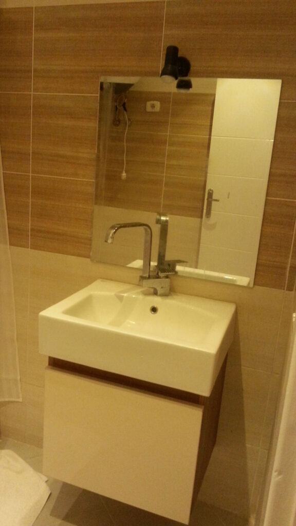 for rent:apartments Sunny lakes S4D1