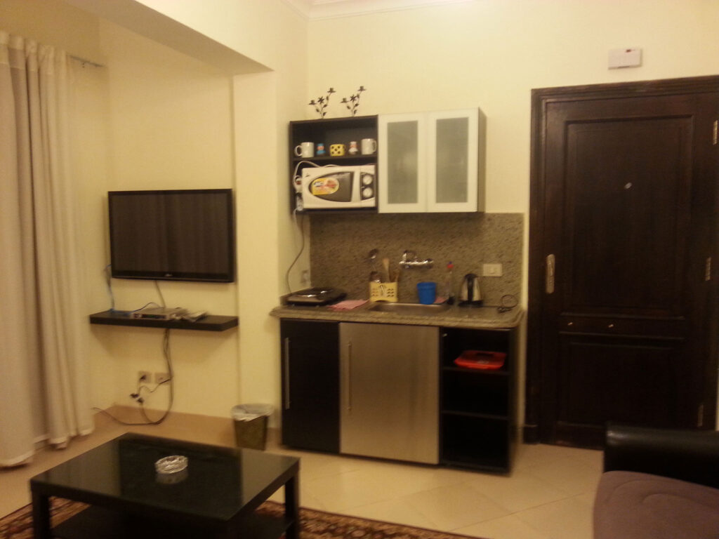 long term rental sunterra E311 kitchen